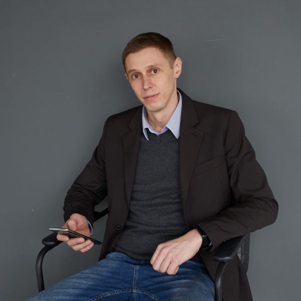 Александр Веверс
